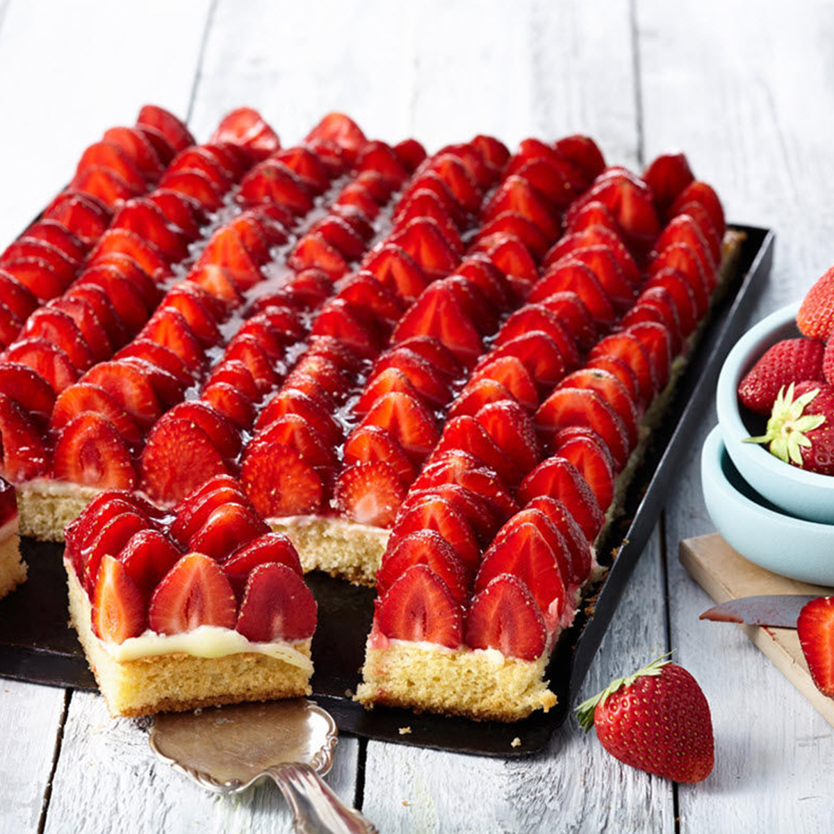 170004878-preljev-za-torte-jagoda-2